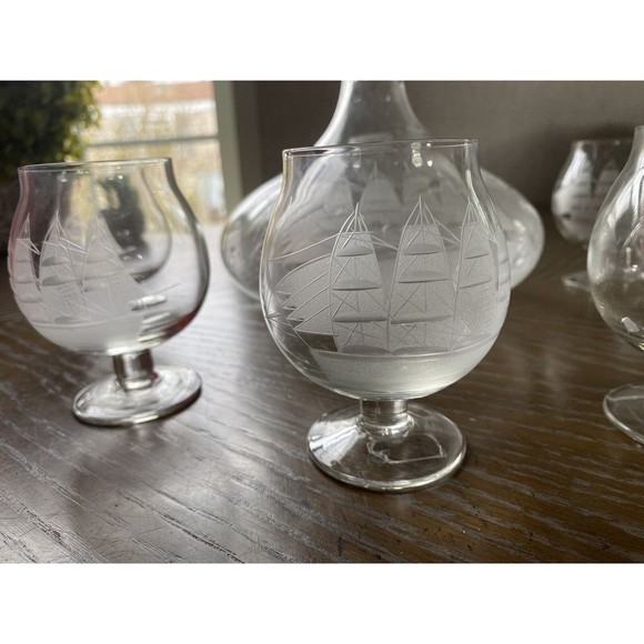 Tuscany Etched Clipper Ship Decanter/top & 6 Snifters Romania Hand Blown Barware - Picture 3 of 8